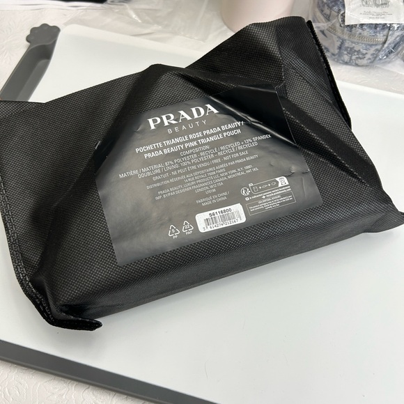 Prada Beauty Triangle Shaped Cosmetic Case NEW - Picture 8 of 9